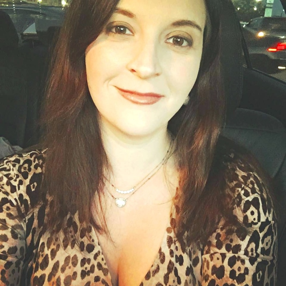 Meet your Posher, Holly